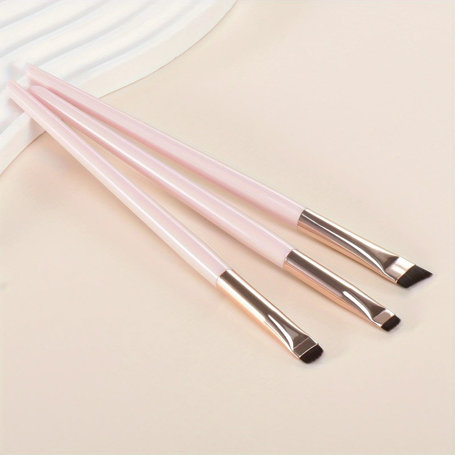 3 Pcs Edge Eyeliner Brush Set - Ultra-Thin Oblique Eyebrow & Eyeshadow Brushes for Precise Makeup Application